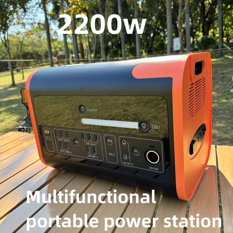 Generator surya 2200W untuk pengisian cepat dan pengisian nirkabel dalam situasi darurat