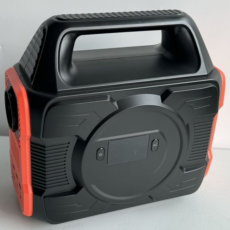High Power 300W Balcony RV Energy Storage Generator dengan LED Lighting Mobile Power AC Output S3