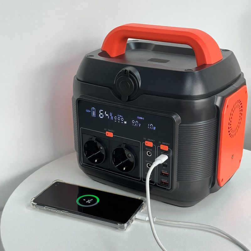 Keluarga Camping dan RV Portable Solar Power Station dengan Sinusoidal Wave AC Output