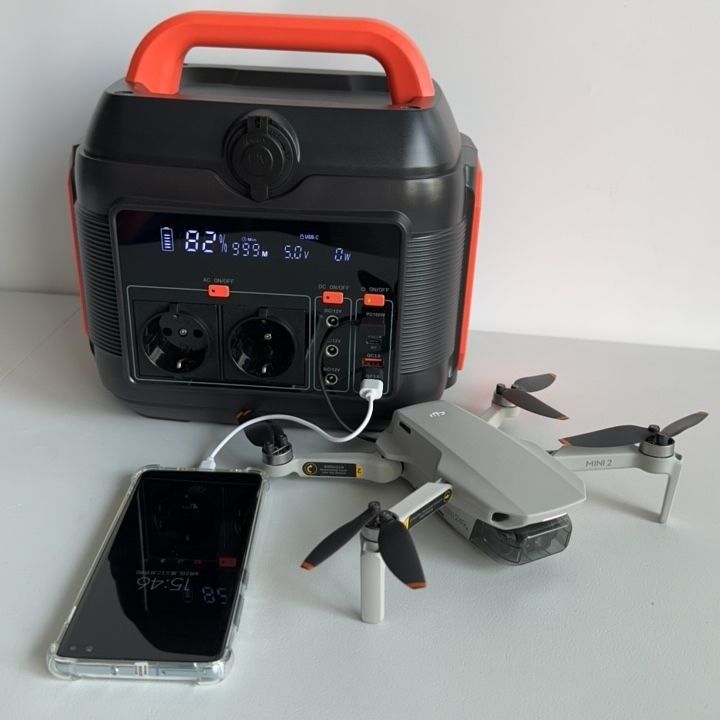 600W Portable Solar Generator dengan Type-C USB DC AC Output Mobile Power Station adalah MPPT