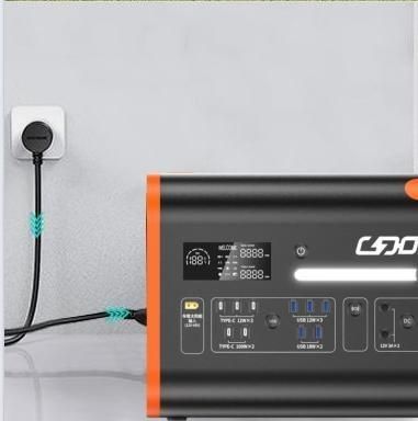 1000W Mobile Generator Solar Charger AC Output Socket untuk 2200W Outdoor Power Station
