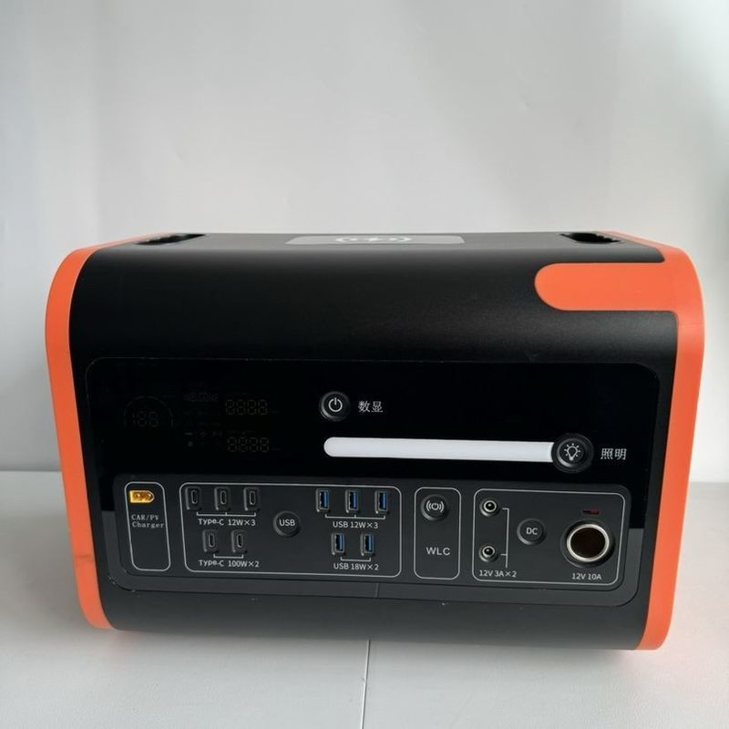 2200W Daya Konstan Output Portable Solar Power Station 1500W 1000W untuk rumah darurat