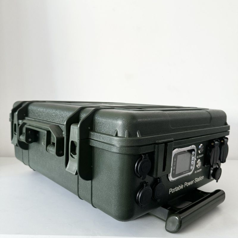 DC58.8V 3000W 6000W 7000W Portable Solar Wind Power Station dengan Baterai LiFePO4