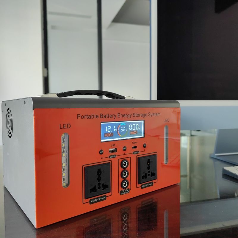 Stasiun pengisian daya seluler portabel panel surya 300W/500W untuk aktivitas luar ruangan